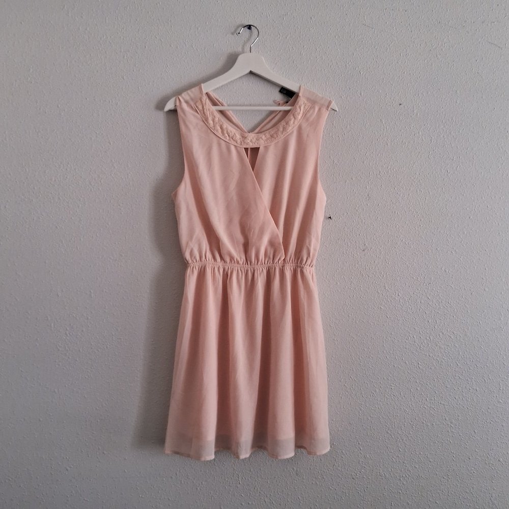 NWT FOREVER 21 Peach Summer Short Dress L